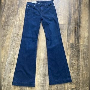 Nwt 7 for all mankind dojo jeans size 29